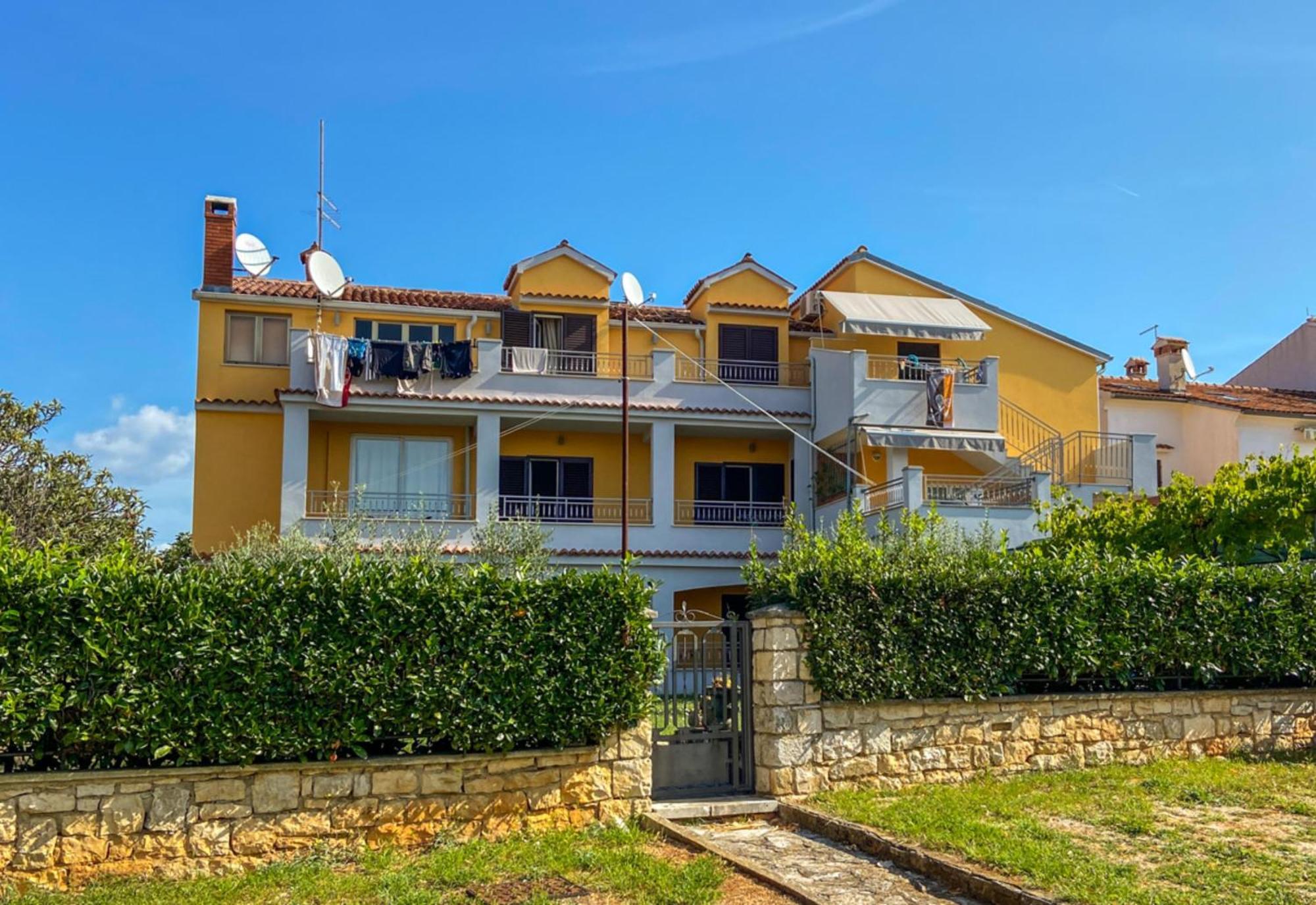 Apartments Malvina Rovinj Luaran gambar