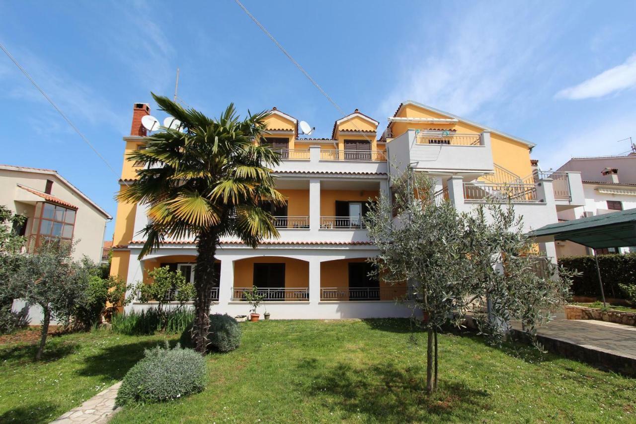 Apartments Malvina Rovinj Luaran gambar