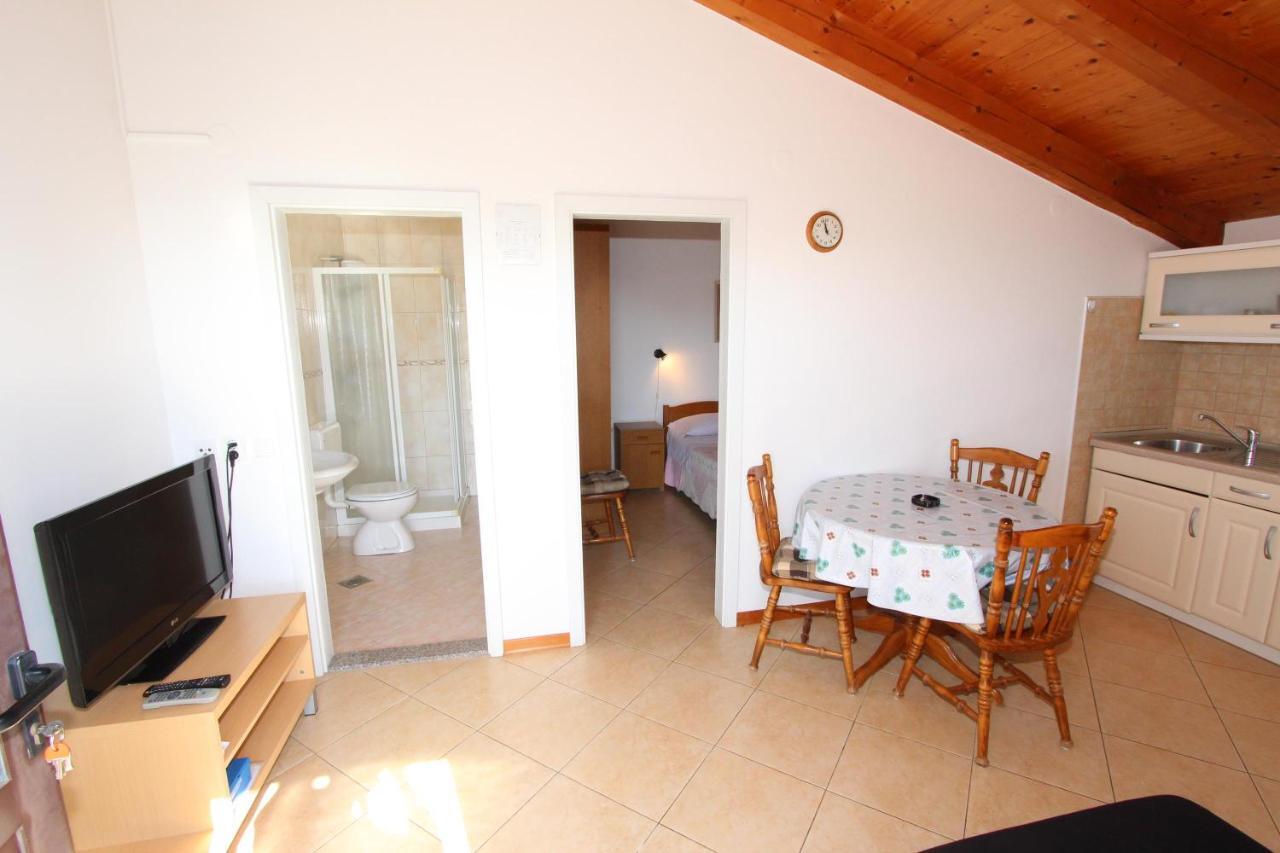 Apartments Malvina Rovinj Luaran gambar